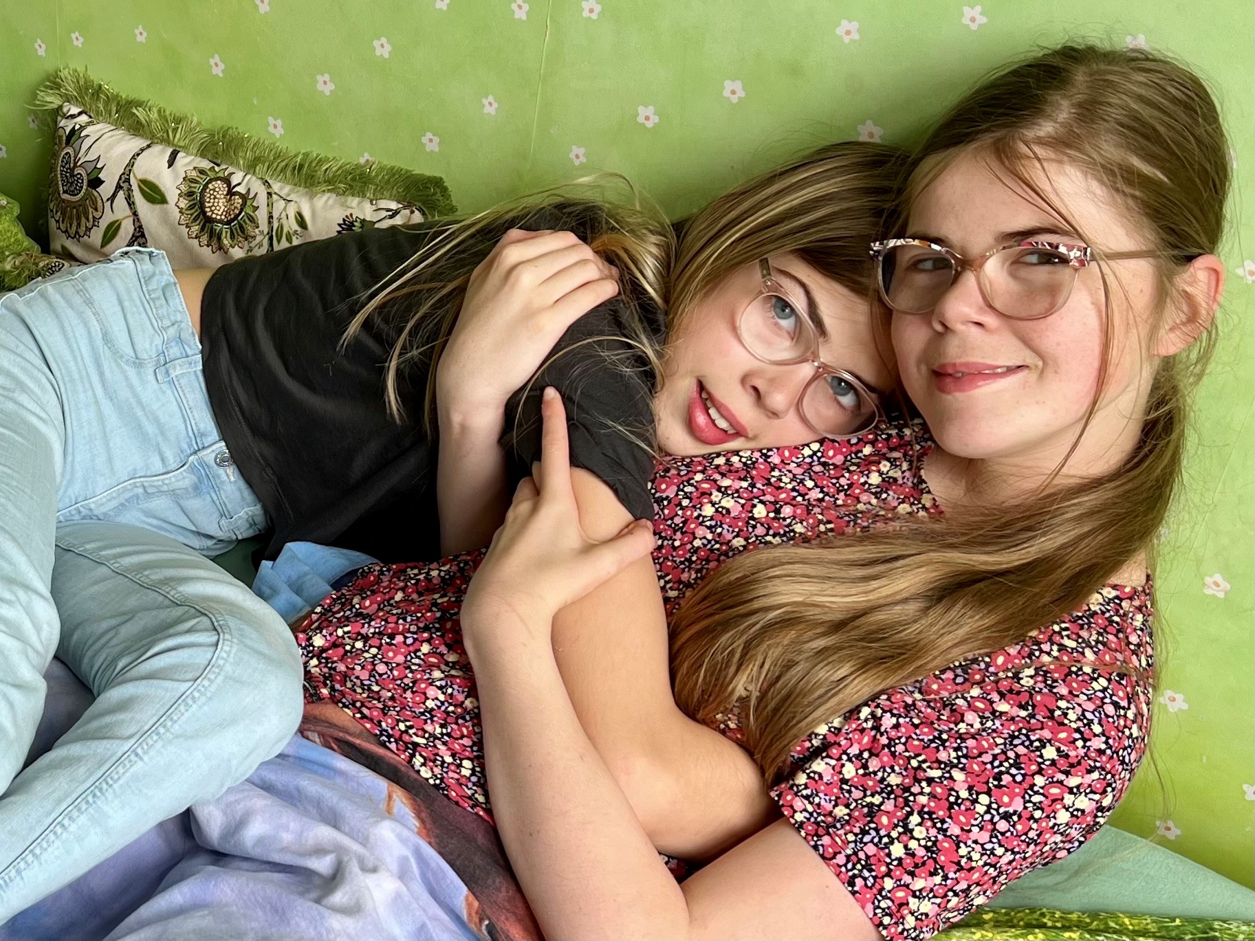 Norah en haar tweelingzus