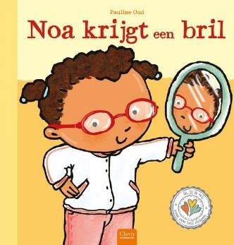Cover van het boek Noa krijgt een bril. Je ziet een meisje met een rode bril die zichzelf in de spiegel bekijkt.